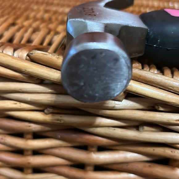 Lady’s Pink 4 piece Portable Home Repairing Tool Kit Set - Picture 4 of 4